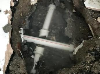 富阳阳台漏水维修公司为您分享楼上楼下漏水怎么处理
